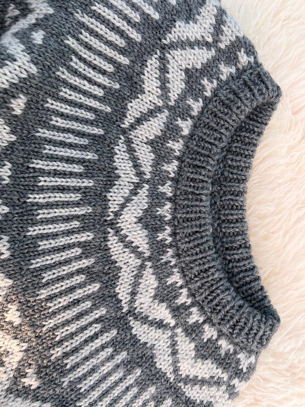 Minik Sweater